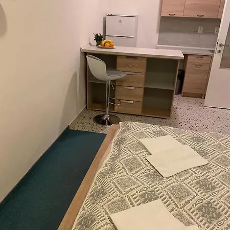 S Balkonom Apartmán *